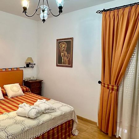 Hotel El Curro Burunchel Eksteriør bilde