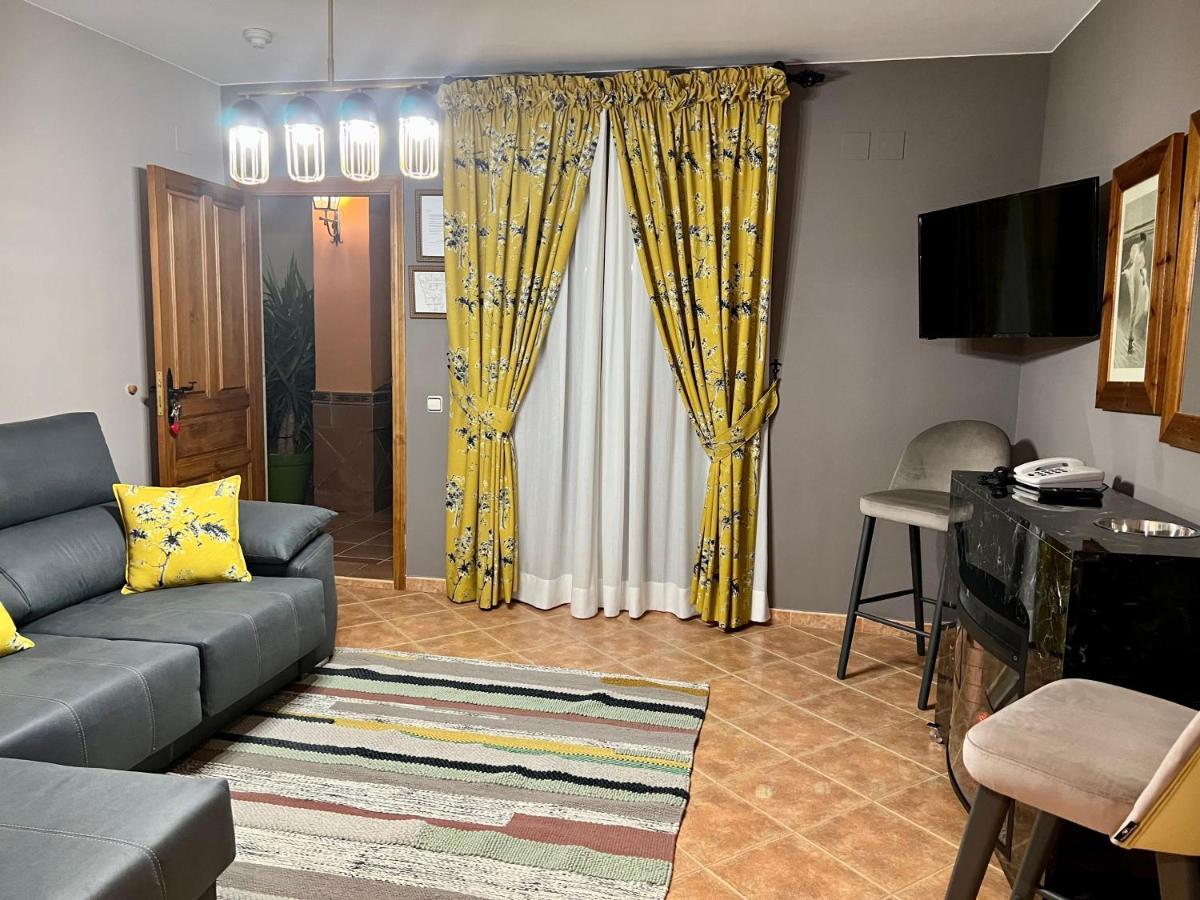 Hotel El Curro Burunchel Eksteriør bilde