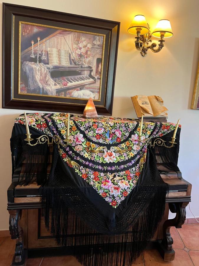 Hotel El Curro Burunchel Eksteriør bilde