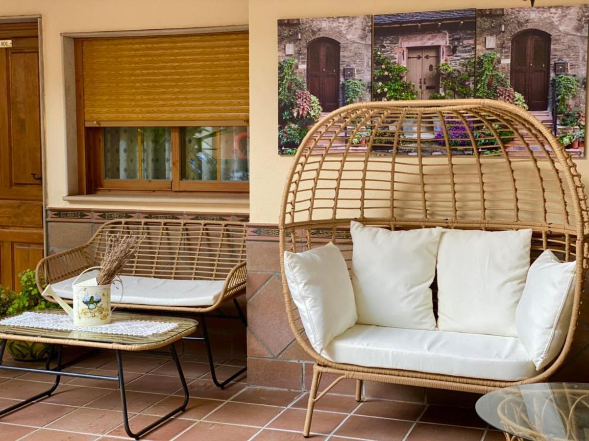 Hotel El Curro Burunchel Eksteriør bilde