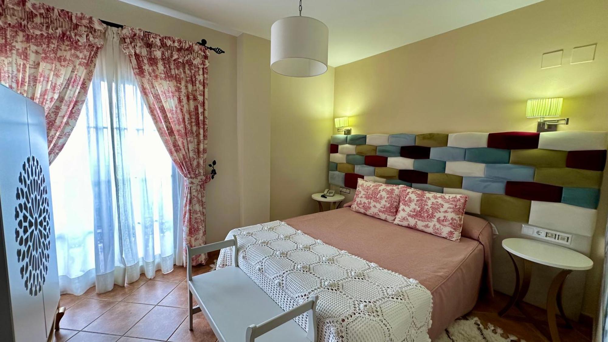 Hotel El Curro Burunchel Eksteriør bilde